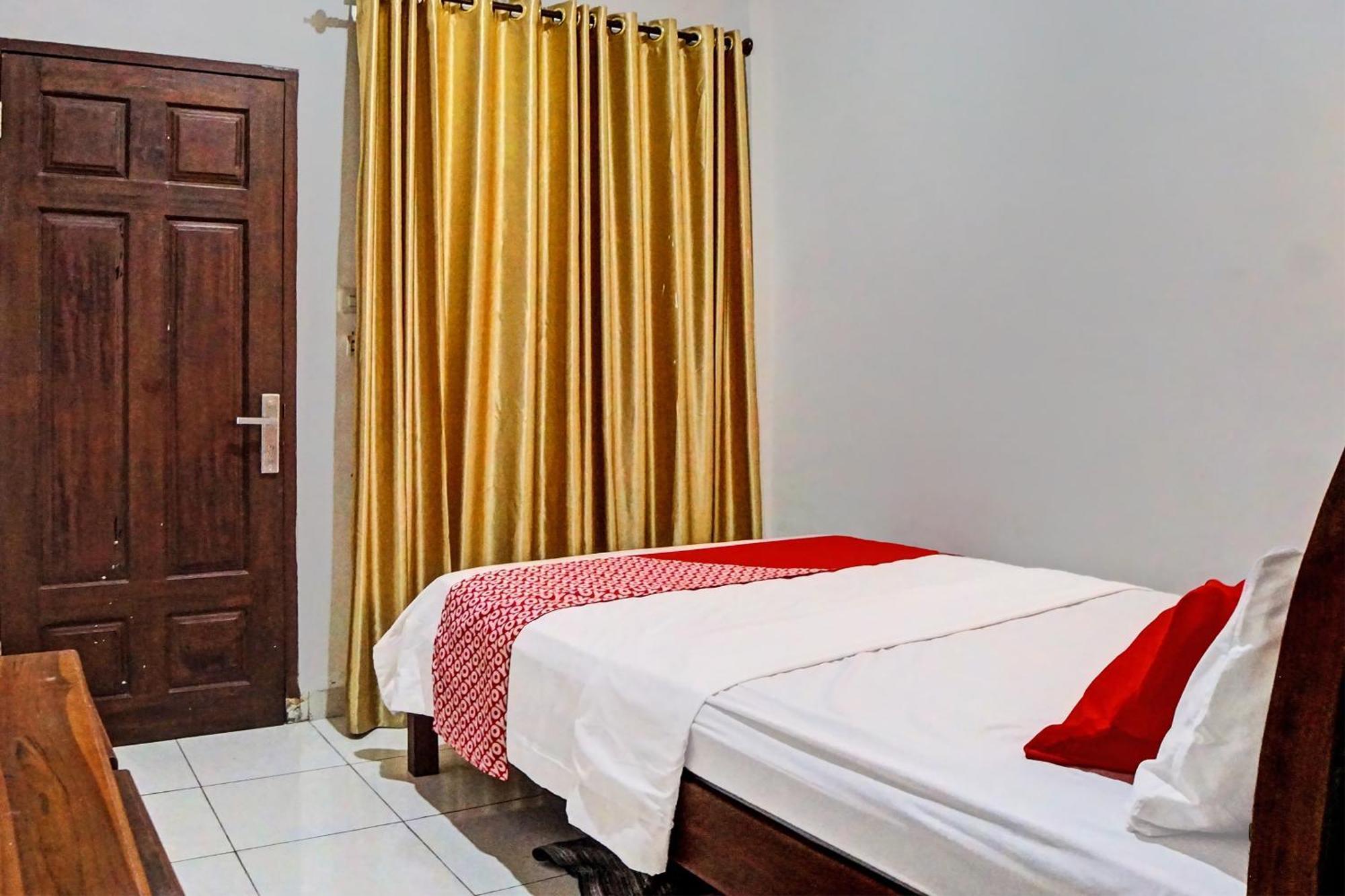 Oyo 92638 Jr Residence Syariah Medan Exterior photo